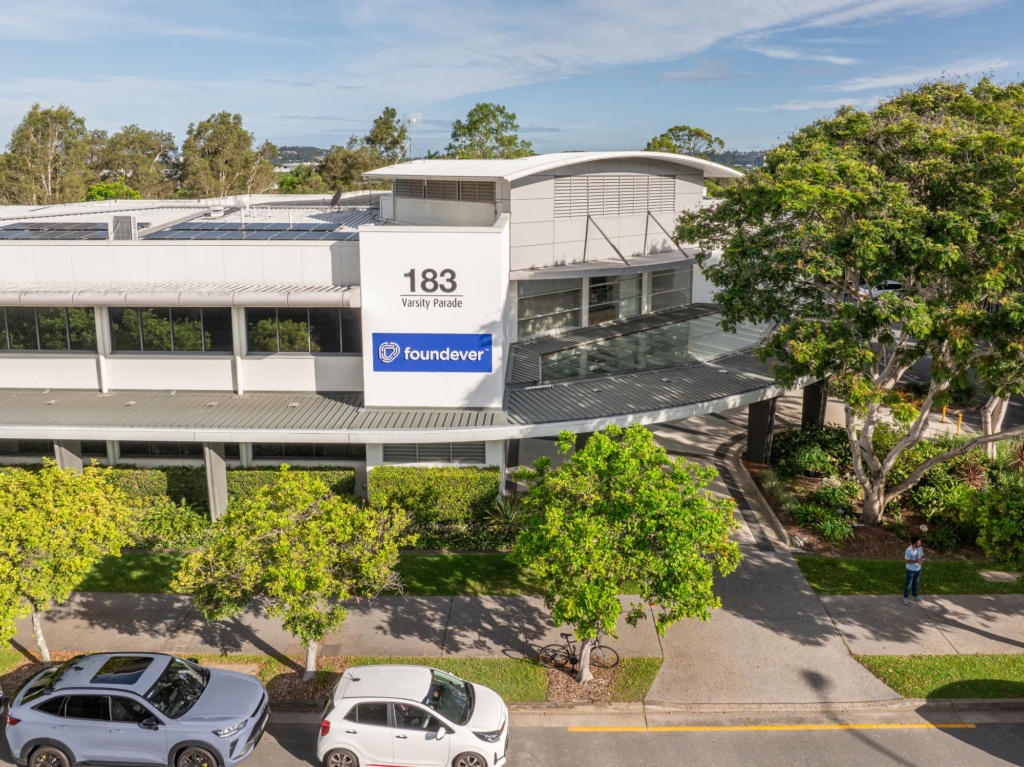 183 Varsity Parade 32